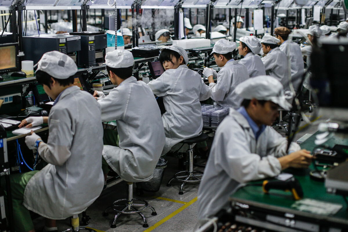 工廠歲月里的別樣青春——謹以此致 每個認真生活的人都值得屬于自己的一聲喝彩